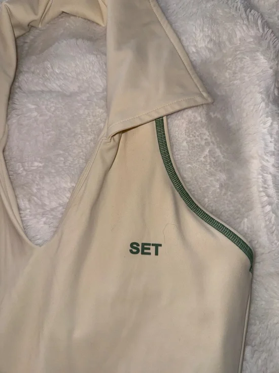 SET Active Dress - Picture 2 of 6